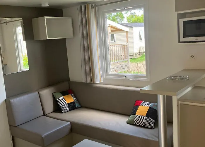 营地 Mobilhome 6 Personnes, Dans 4 Etoiles, Sur *