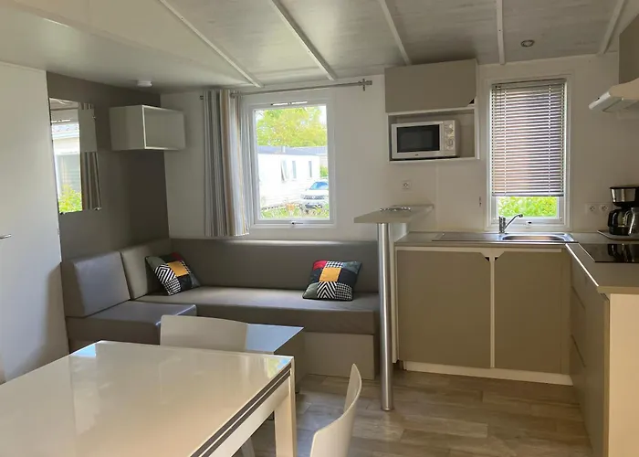 营地 Mobilhome 6 Personnes, Dans 4 Etoiles, Sur 滨海阿热莱斯