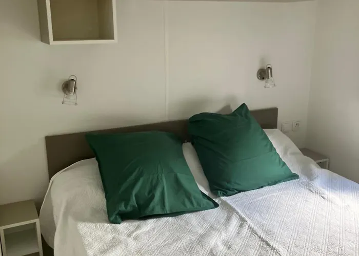 Mobilhome 6 Personnes, Dans 4 Etoiles, Sur * 滨海阿热莱斯